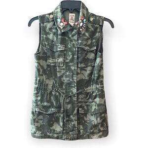 Decree XS Khaki Camo Military Style Rhinestone Sleeveless Vest